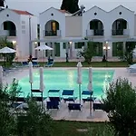 Borgo Primizia 4* Serra Alimini
