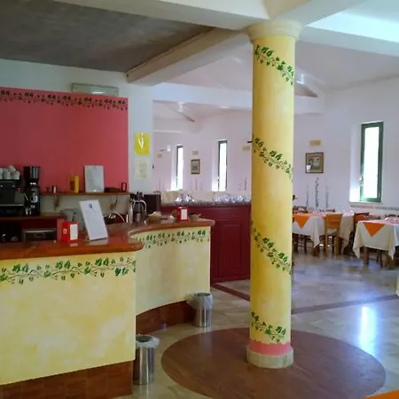 Borgo Primizia אתר נופש 4*