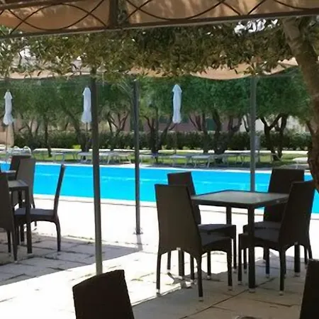 אתר נופש Borgo Primizia אוטרנטו