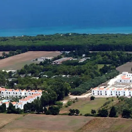 Borgo Primizia 4* Отранто