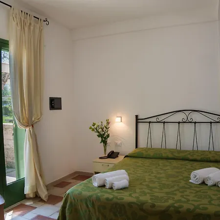 Курортный комплекс Borgo Primizia 4*