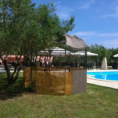 Borgo Primizia 4* Alimini